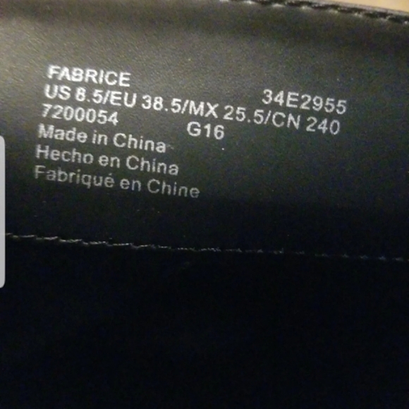 Calvin Klein 8.5 - Picture 4 of 11